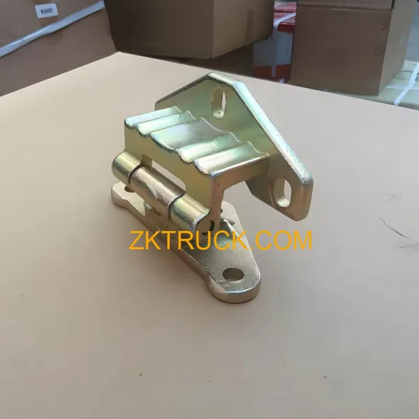 HOWO door hinge AZ1642210009